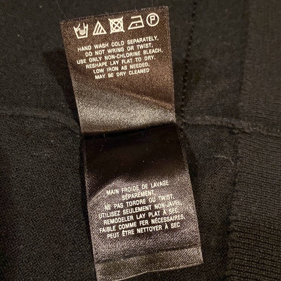 Black Cardigan with Lace KNITTED AND KNOTTED - Picture 6 of 14